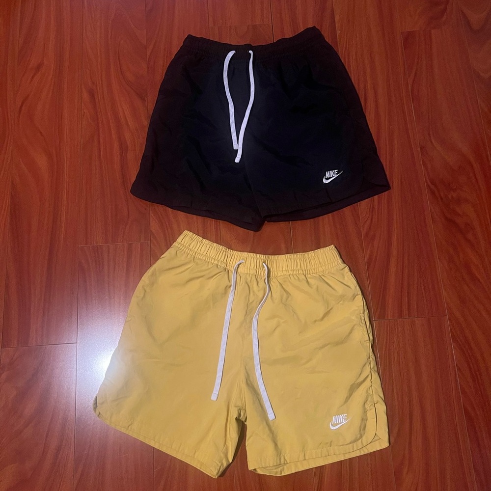 Nike Black and Yellow Athletic Shorts Lightweight Comfort